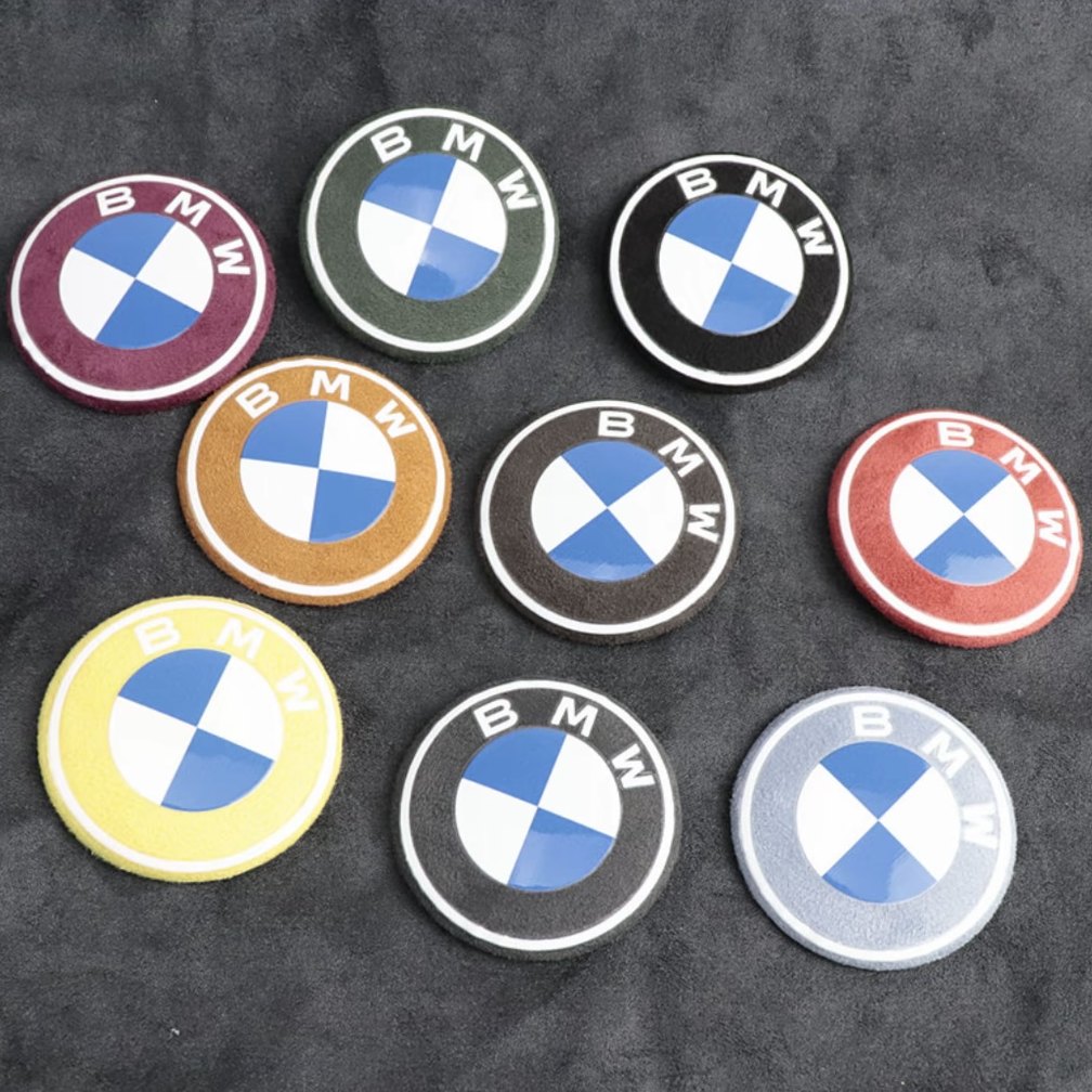 Suitable for BMW front and rear emblems, hood emblems, black and gold dual-tone front and rear wheels, custom steering wheel logos, carbon fiber