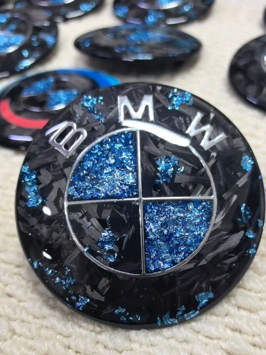 Suitable for BMW front and rear emblems, hood emblems, black and gold dual-tone front and rear wheels, custom steering wheel logos, carbon fiber
